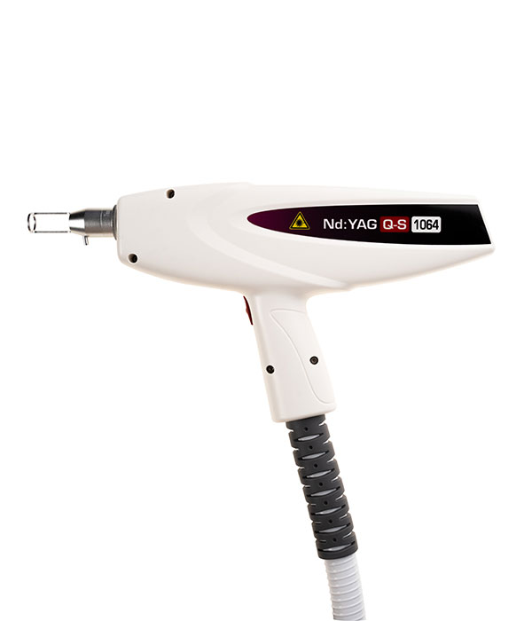 Q-Switched NdYAG 1064 + 532